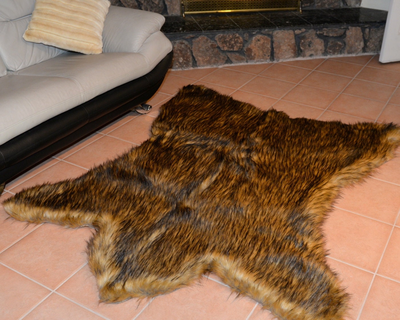 5' X 6' Thick Russian Grizzly Faux Fur Rug Bearskin Etsy New Zealand