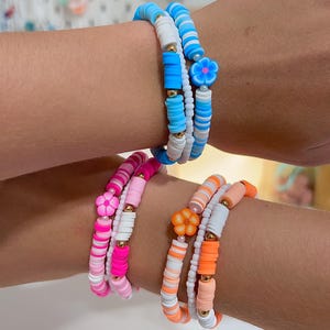Conjunto de pulseras de flores, joyería para niños, pulsera preppy, pulsera para adolescentes, joyería de cuentas, regalo colorido, pulsera elástica, conjunto de joyas de regalo con cuentas apiladas.