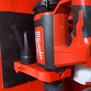 M12 Milwaukee leaf blower wall mount