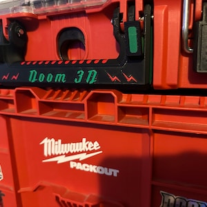 Customizable Safety Handle for Toolbox 48-22-8430