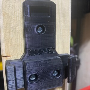 RIDGID Locking Battery Holder image 2