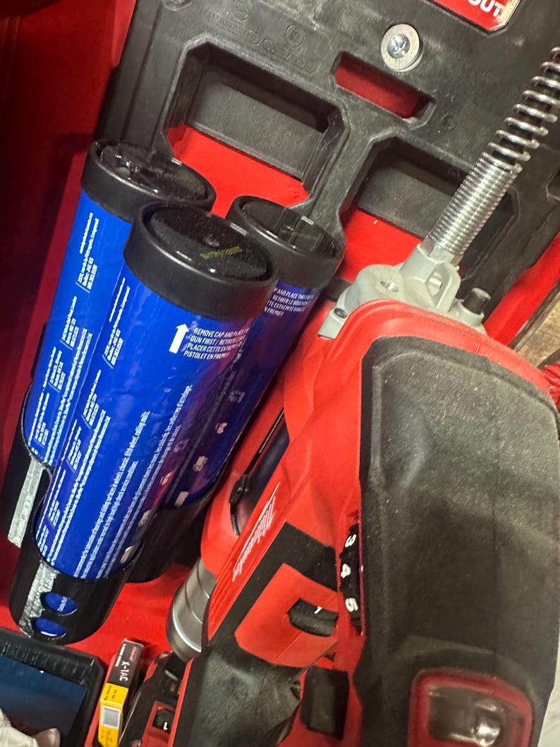 Soportes para pistola de engrase Milwaukee M18 y soportes para tubos de grasa para Packout o pared de herramientas imagen 3