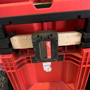 Milwaukee Packout back adapter