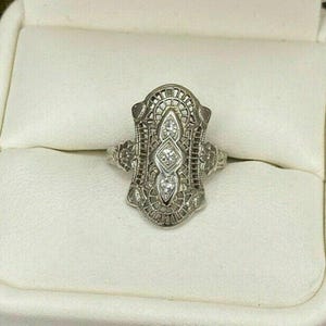 Antiker Art Deco Ring - Runder Moissanite Diamant Edwardian Ring - Vintage Stil Drei Stein Ring - Geschenk für Mutter - Durchbrochenen filigranen Ring