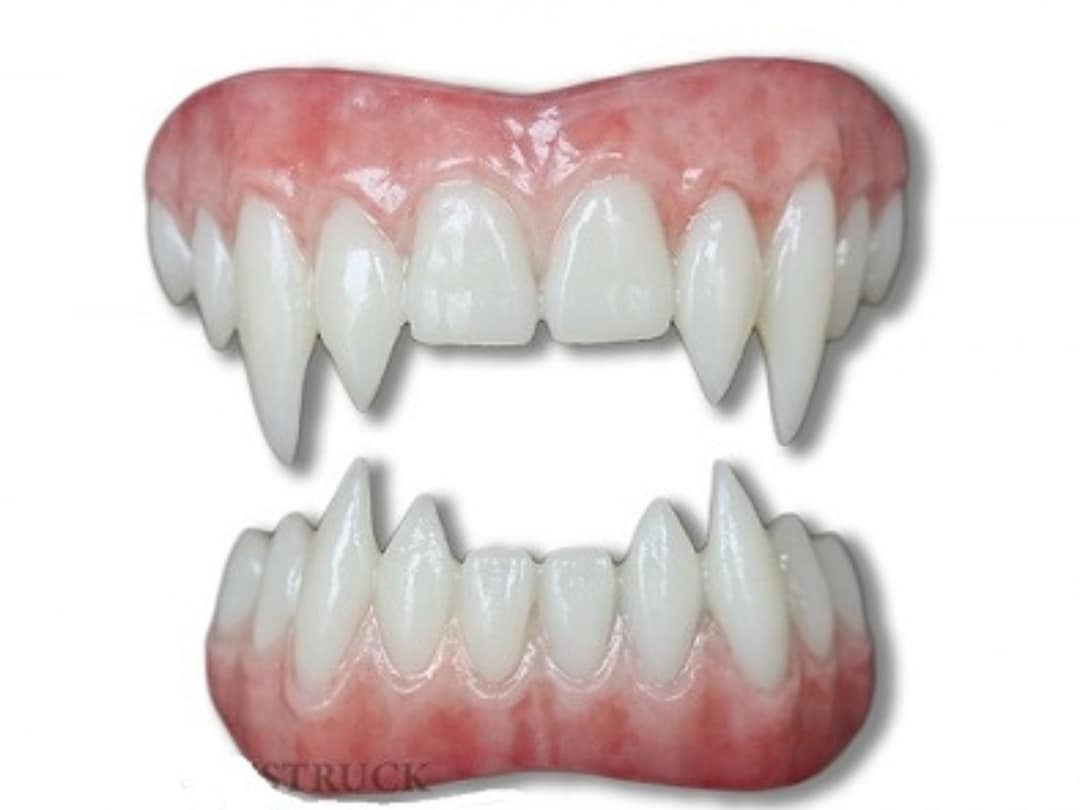 Vampire Prosthetic Fangs , Vampire Dental Veneers , LARP SFX Dracula
