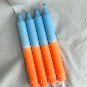 Dip-dyed candle / hand-dipped candle / sustainable stearin / colorful handmade taper candle | Y2K Room Decor | Gift idea & colorful decoration Orange Blau