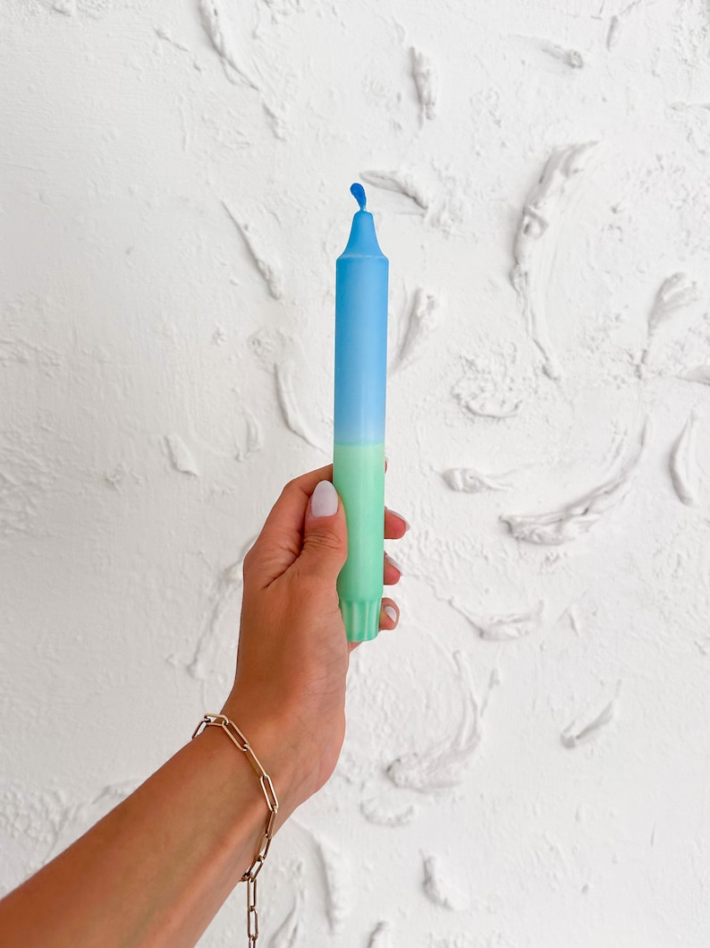 Dip-dyed candle / hand-dipped candle / sustainable stearin / colorful handmade taper candle | Y2K Room Decor | Gift idea & colorful decoration Blau Mint