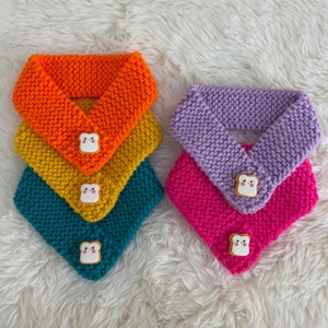 Happy Toast Knit Pet Scarf