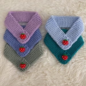 Strawberry Knit Pet Scarf