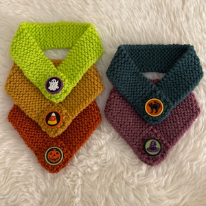 Classic  Halloween Buttons  Knit Pet Scarf