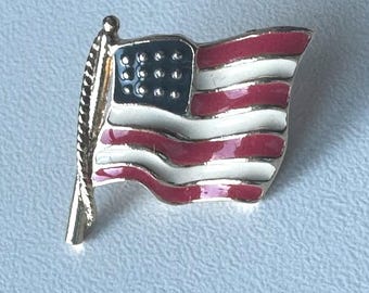 Rare USA Flag Enamel Pin – Classic Stars and Stripes Design from the 1990s