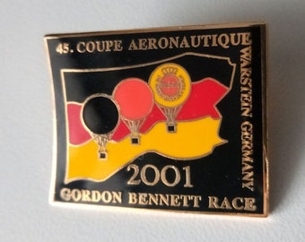 Warsteiner Balloon Pin - Soar High with the Gordon Bennet Race!