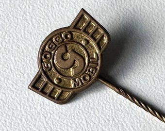 Goggomobil lapel badge – brass‑embossed Hans Glas logo pin from the 1950s