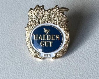 Halden Gut beer pin – rare crest collectible