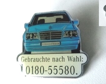 Mercedes W124 Pin: A Classic on Your Lapel