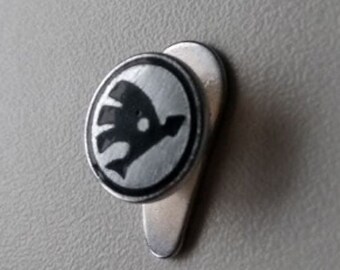 60s Elegance: SKODA Enamel Badge