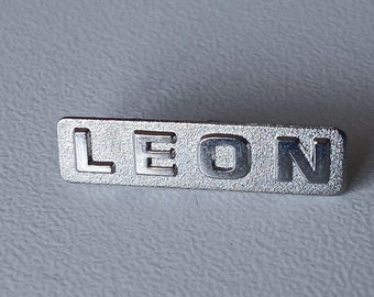 SEAT LEON lettering pin from IAA 2005