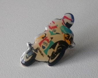 Suzuki RGV 250 Gamma Pin - Pepsi Power of the 80s!
