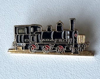 Tigerli steam locomotive pin – limited E 3/3 embossed collectible