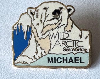 Rare WILD ARCTIC SeaWorld Polar Bear Pin – Original enamel pin “Michael”