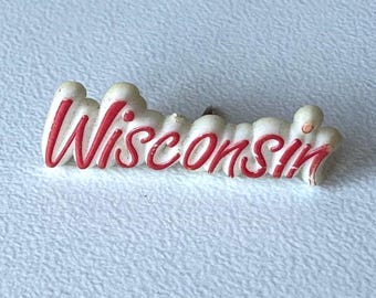Wisconsin souvenir pin – original plastic lettering logo