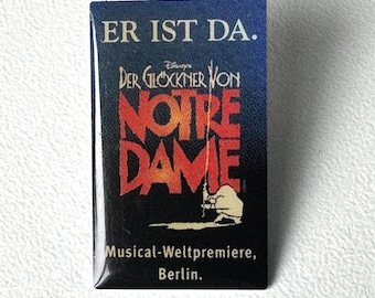 Disney musical pin “Hunchback of Notre Dame” – rare Berlin premiere collectible