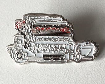 V12 Power & Prestige – LAMBORGHINI Badge with Boldness