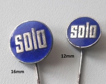 Retro style SOLO pins for everyone!