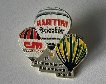 Unique Martini Weissbier Pin from the 16th Grünenplan Balloon Fiesta 2004!
