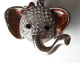 Sparkle with Soul – 3D Elephant Keychain with Hearts & Enamel Details