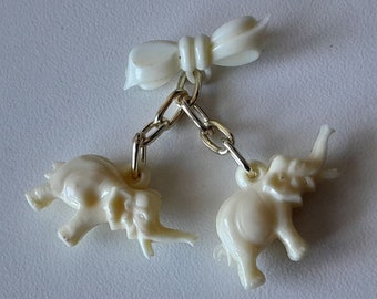 Vintage Elephant Brooch – A Touch of Nostalgia!