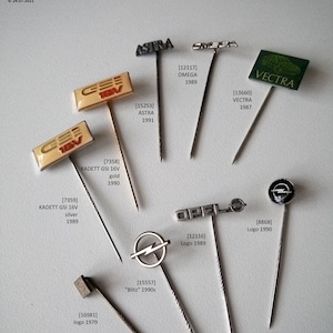 Vintage Opel Badges – Originals from the 70s to 90s