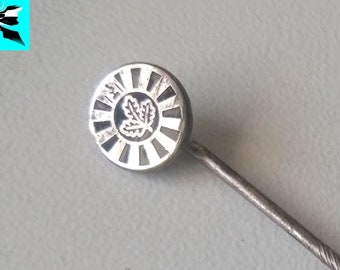 Rare Collector’s Piece: Round Table Germany Enamel Lapel Pin in 935 Silver