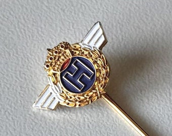 Show Your Passion – HOREX Logo Pin!