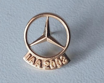 Mercedes-Benz Star Pin – Gold-Plated Collector’s Icon!