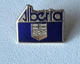 Small but iconic – rare Alberta enamel flag pin for collectors