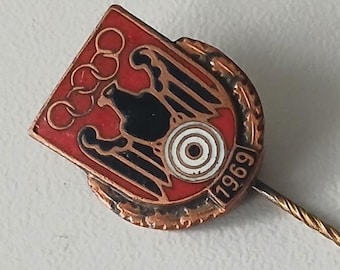 Marksman Pin 1969 – Eagle & Target with Laurel Wreath