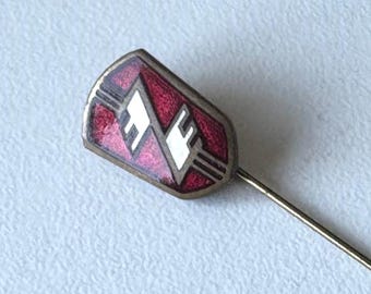 ZASTAVA logo lapel badge – rare enamel brand motif from the 1950s