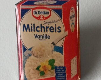 Dr. Oetker Retro Pin: Vanilla Rice Pudding Nostalgia!