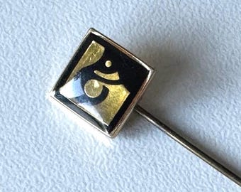 HIAB Logo Badge – Iconic Company Pin for Collectors