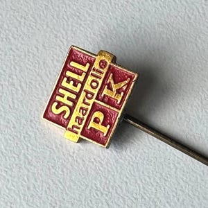 Sällsynt Shell Hardolie PK-kavajnål – originalt märkesmärke i aluminium