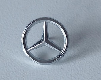 Chrome Mercedes-Benz Star – Compact Collector Pin with Timeless Appeal