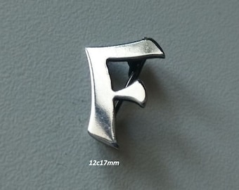 Vintage Brooch: Silver F