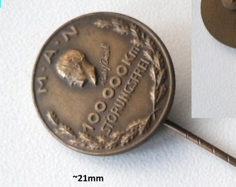 Legendary 100,000 km: Original MAN Pin by Lauer