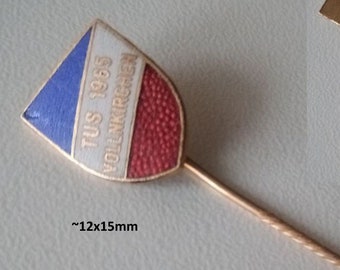 TUS 1965 Vollnkirchen Football: Enamel Pin