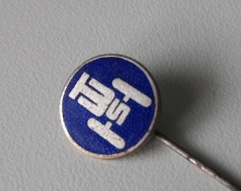 GDR Nostalgia: TWS Tractor Factory Pin