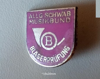 Vintage Brass Band Badge: Enamel Pin 60s