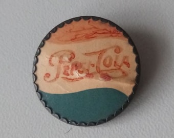 Vintage Pepsi-Cola logo brooch - A hand painted souvenir from the Germany US occupation zone (1945-1949