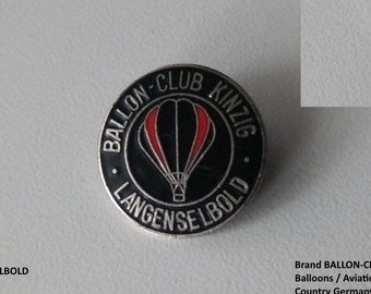 Balloonist brooch: Enamelled vintage piece of jewellery