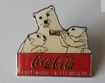 Coca-Cola Polar Bear Pin: 90s Family Fun